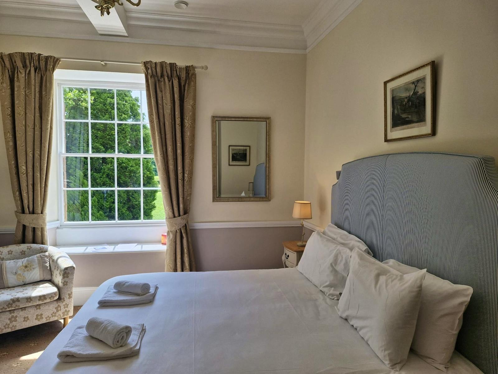 Room 7 - Main House