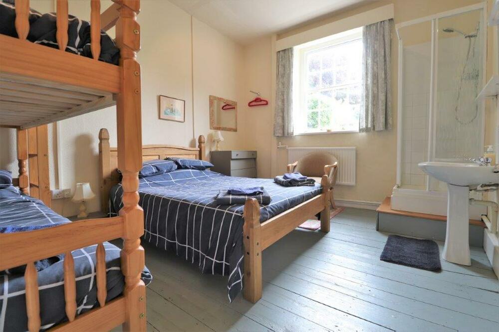 Carefree Cottage - Bedroom 1